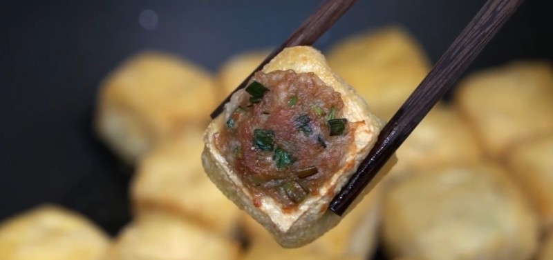 Cách rán đậu nhồi thịt