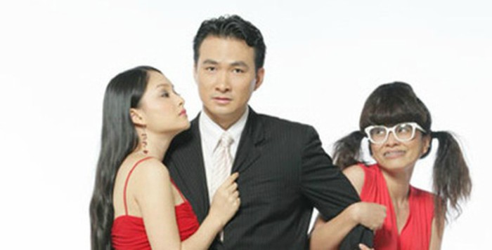 Đàn ông tài giỏi chọ vợ xấu hay đẹp. Ảnh minh họa trong phim cô gái xấu xí do Ngọc Hiệp đóng vai chính. Nguyễn Ngọc Hiệp (NSƯT, sinh ngày 30/11/1964) là nữ diễn viên, đạo diễn và nhà sản xuất phim người Việt Nam.[1][2][3][4][5] Chị được biết đến qua các phim điện ảnh như: Dấu ấn của quỷ (1992), Tây Sơn hiệp khách, Vũ khúc con cò, Lạc cầm, Đoạt hồn (2014). Về lĩnh vực truyền hình, chị từng tham gia trong các phim như: Những nẻo đường phù sa, Giữa dòng, Đất trắng, Cõi tình, Cánh buồm ảo ảnh, Cô gái xấu xí (2009), Phượng Khấu (2020).