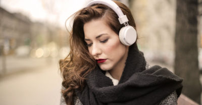 Luyện nghe tiếng Trung qua truyện ngắn: Càng ngày càng tiến bộ