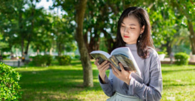 Học tiếng Trung: Mỗi ngày 10 từ vựng có trong sách Chuyển Pháp Luân – P7