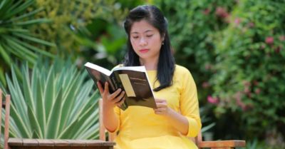 Học tiếng Trung: Mỗi ngày 10 từ vựng có trong sách Chuyển Pháp Luân – P8