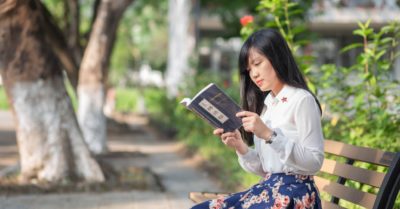 Học tiếng Trung: Mỗi ngày 10 từ vựng có trong sách Chuyển Pháp Luân – P56