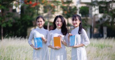 Học tiếng Trung: Mỗi ngày 10 từ vựng có trong sách Chuyển Pháp Luân – P58