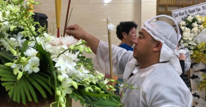 Mắt con có vấn đề gì, ba lấy mắt của ba thay cho con”. Câu nói thể hiện tình yêu thương vô bờ của ba đối với mình này là điều mà diễn viên Hiếu Hiền