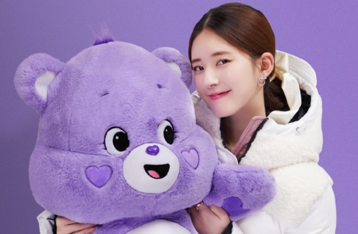Triệu Lộ Tư Instagram; weibo