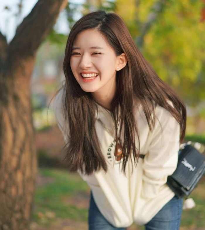Tài khoản Instagram của Triệu Lộ Tư; Zhao Lusi Instagram; Triệu Lộ Tư Weibo; Tài khoản instagram của Triệu Lệ Dĩnh;
