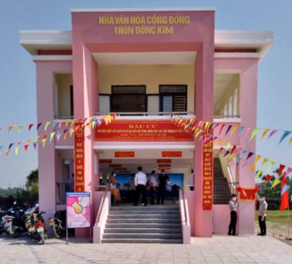 Một căn nhà cộng đồng chống lũ được xây ở Hà Tĩnh vừa hoàn thành tháng 5/2021