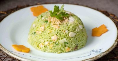 Cách làm cơm chiên muối ớt xanh hấp dẫn, lạ miệng