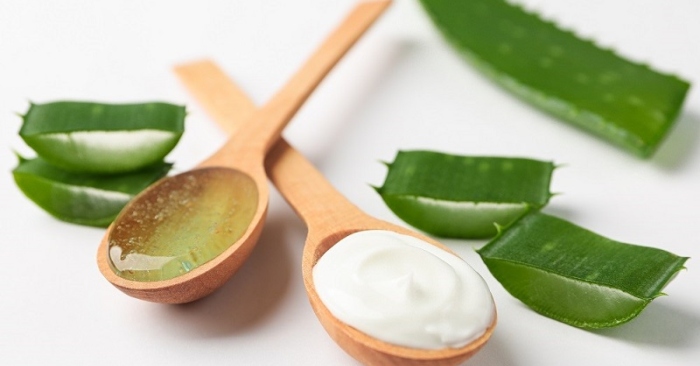 Đắp nha đam tươi mỗi ngày có tốt không; Cách làm trắng da bằng nha đam đơn giản mà hiệu quả; Làm trắng da bằng nha đam đông đá; Làm mặt nạ nha đam dùng dần; Cách làm kem dưỡng da từ nha đam.