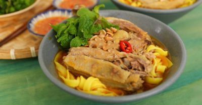 Cách nấu mì quảng vịt Phan Thiết hấp dẫn
