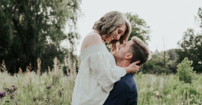 Đàn ông yêu vợ thật lòng luôn sẵn sàng làm 3 điều này