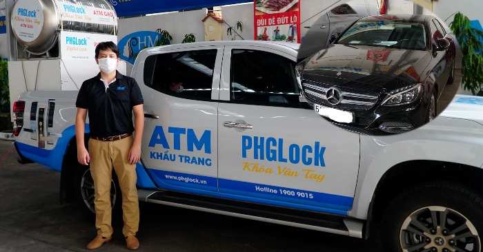 "Cha đẻ" ATM gạo bán Mercedes, mua xe bán tải chở ATM gạo vào vùng phong tỏa vì Covid-19