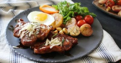 Cách nấu bò bít tết ngon như nhà hàng với 3 bước đơn giản