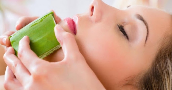 cách trị nám bằng nha đam đơn giản mà hiệu quả; nha đam có tác dụng làm mờ dần các nốt nám.