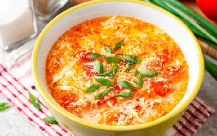 Nấu canh trứng cà chua, Canh, ăn với gì, nấm, Cách làm, nước cốt dừa, có giảm cân, bao nhiêu calo.