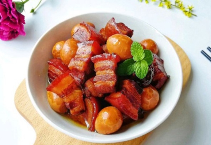 Thịt kho trứng cút không cần nước dừa, kho, đơn giản, nước tương, nước dừa, Cách, cho bé ăn dặm.