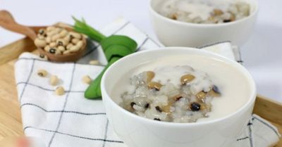 Chia sẻ cách nấu chè đậu trắng cúng thôi nôi hấp dẫn chỉ với 3 bước