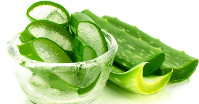 Nước ép lô hội; làm trắng; trong nha; khi sử dụng; tình trạng; chống oxy hóa; cho da.