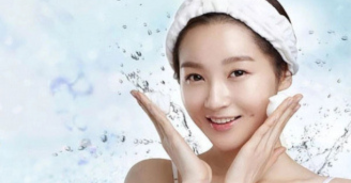 Rửa Mặt Buổi Sáng Có Cần Thiết